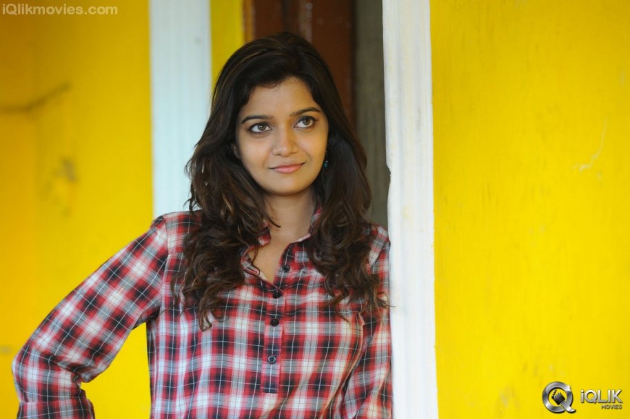 Colors-Swathi